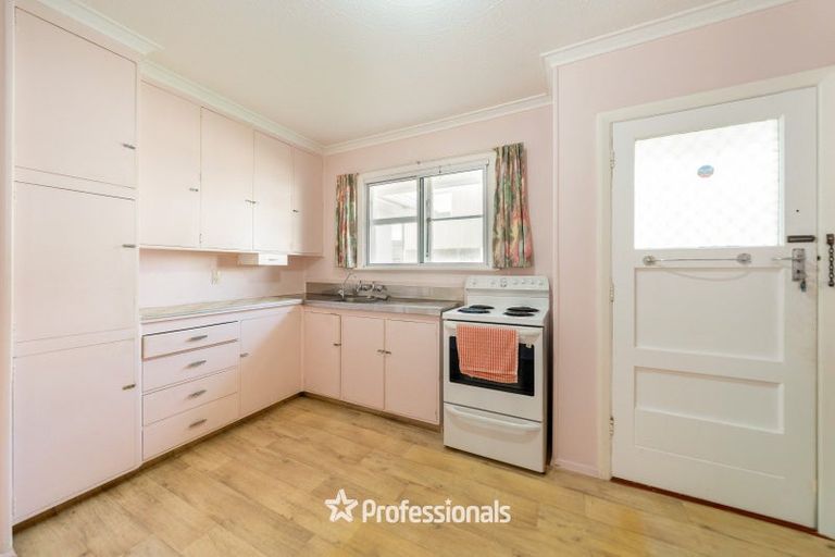 Photo of property in 46 Pine Avenue, Upper Hutt Central, Upper Hutt, 5018