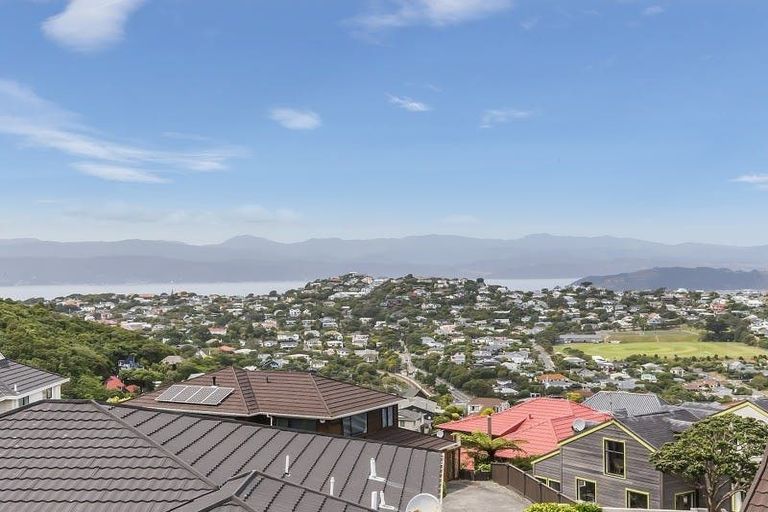 Photo of property in 30 Satara Crescent, Khandallah, Wellington, 6035