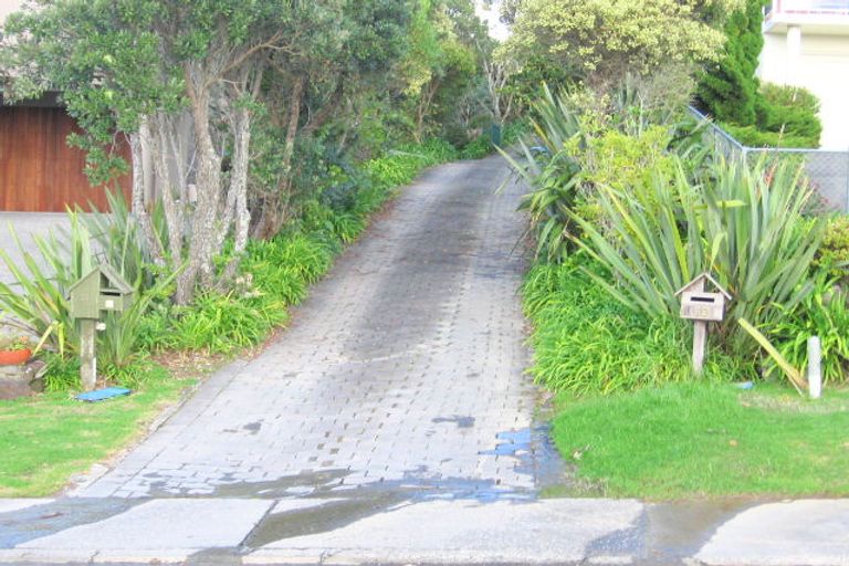 Photo of property in 21 Durness Place, Red Beach, 0932