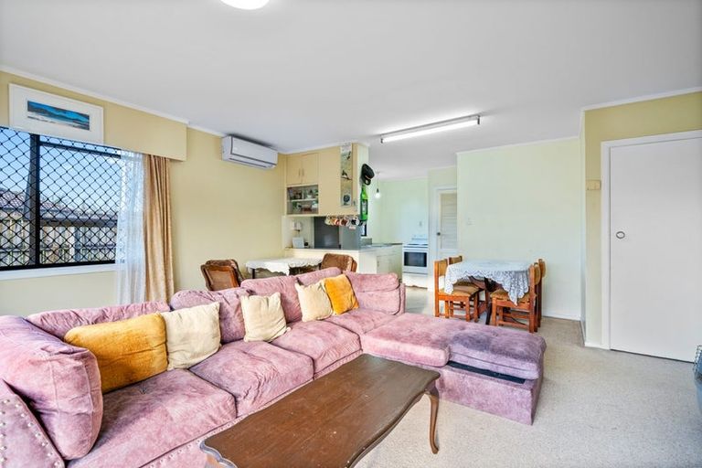 Photo of property in 4/24 Robertson Road, Favona, Auckland, 2024