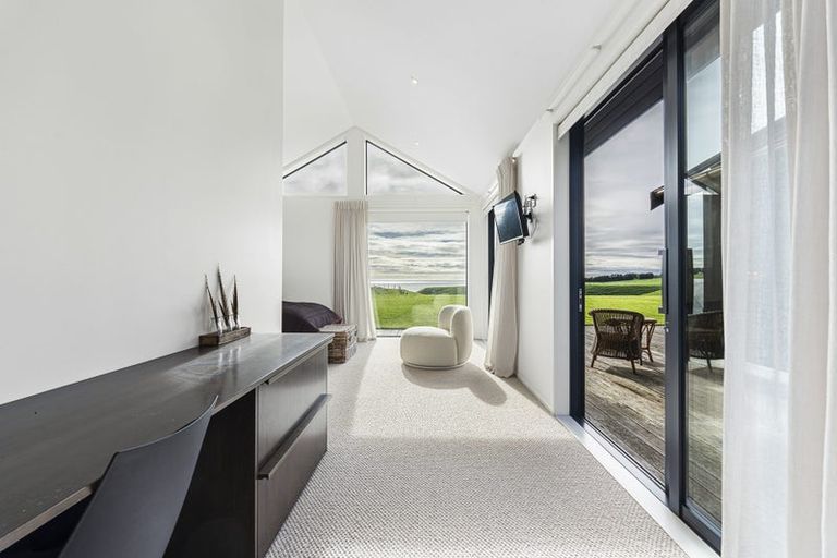 Photo of property in 438a Lwr Pitone Road, Pitone, New Plymouth, 4374