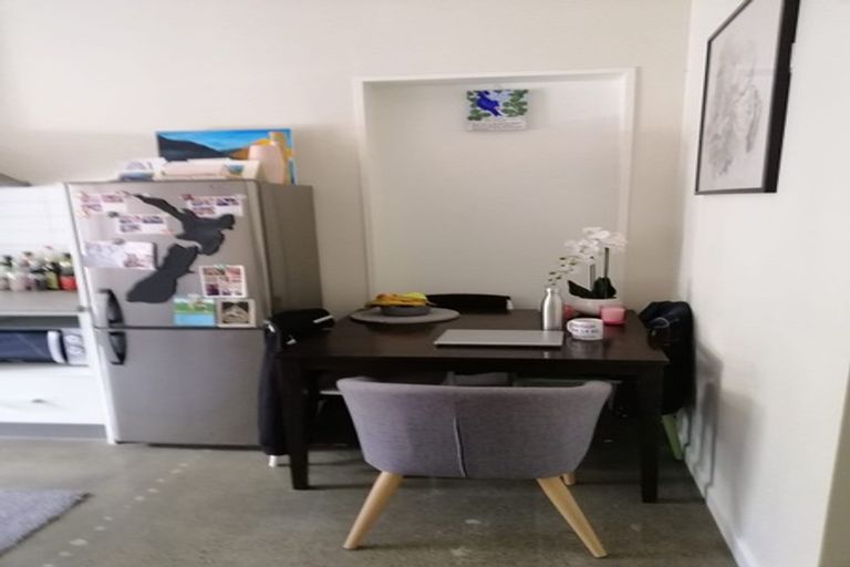 Photo of property in 25u1 Home Street, Mount Victoria, Wellington, 6011