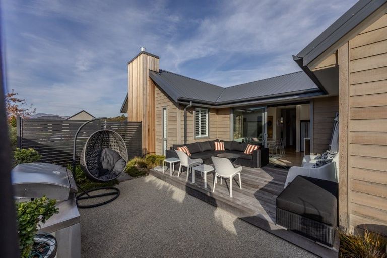 Photo of property in 29 Pounamu Avenue, Albert Town, 9305