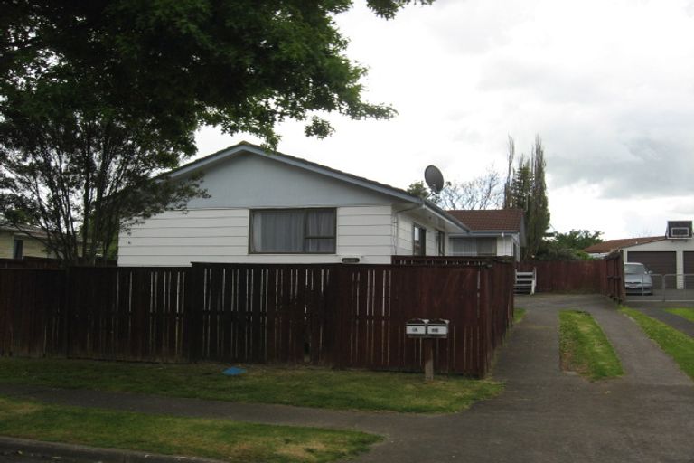 Photo of property in 1/11 Mon Desir Place, Manurewa, Auckland, 2102