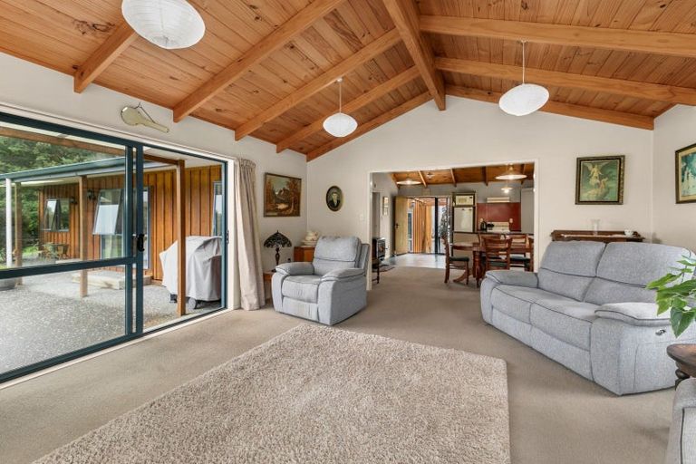 Photo of property in 1382 No 3 Road, Te Puke, 3183