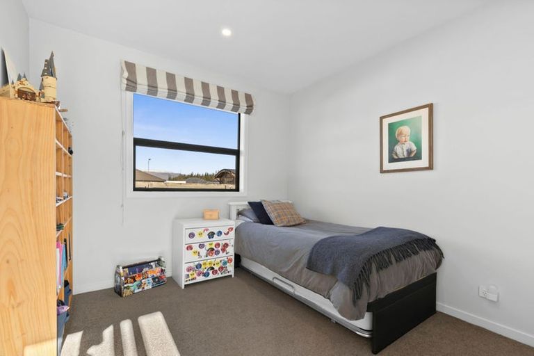 Photo of property in 25 Bell Street, Lake Hawea, Wanaka, 9382