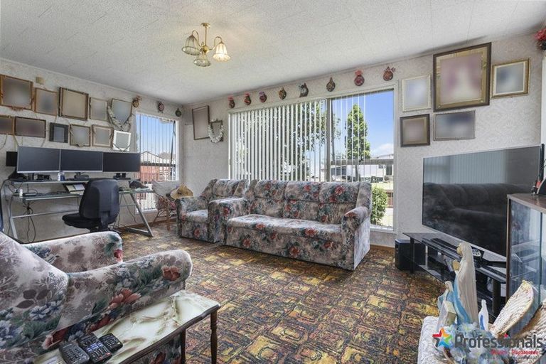 Photo of property in 4 Lawford Place, Mangere, Auckland, 2022