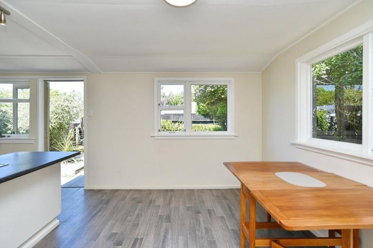 Photo of property in 10 Wyon Street, Linwood, Christchurch, 8062