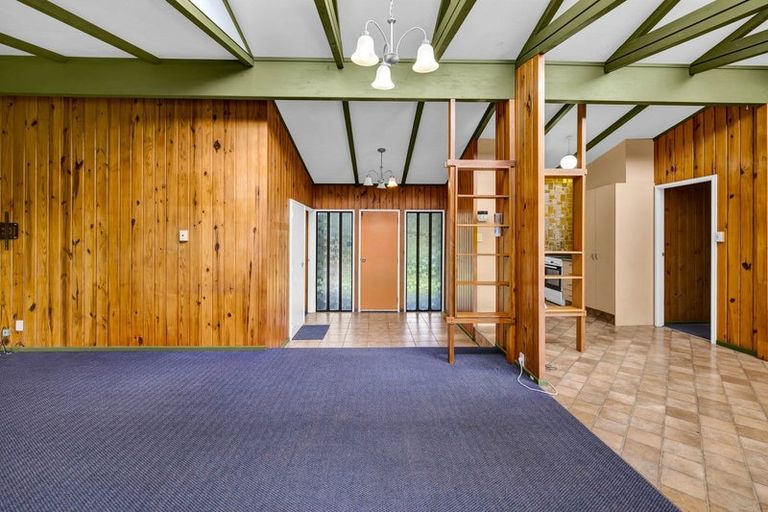 Photo of property in 4 Quin Crescent, Hawera, 4610