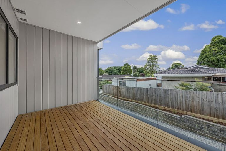 Photo of property in 3/345 Pakuranga Road, Pakuranga Heights, Auckland, 2010
