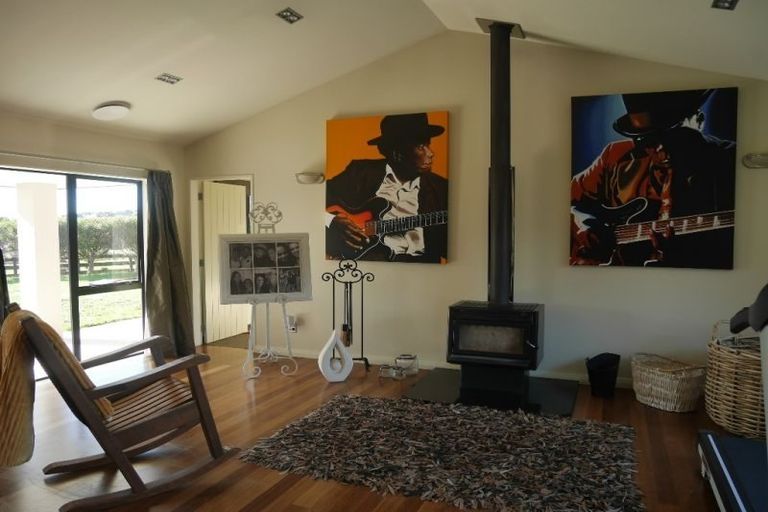 Photo of property in 40 Otaihanga Road, Otaihanga, Paraparaumu, 5036