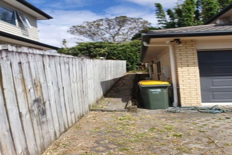 Photo of property in 52b Royal View Road, Te Atatu South, Auckland, 0610