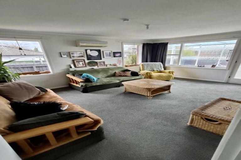 Photo of property in 90 Roberta Drive, Somerfield, Christchurch, 8024