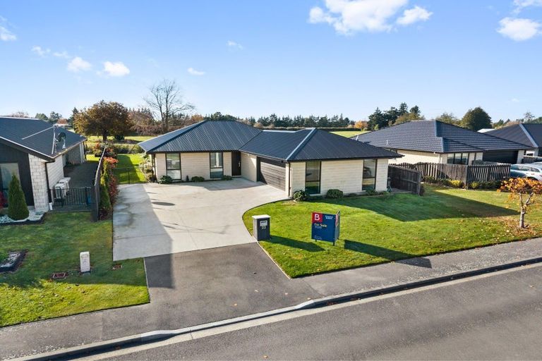 Photo of property in 23 Redhaven Rise, Netherby, Ashburton, 7700
