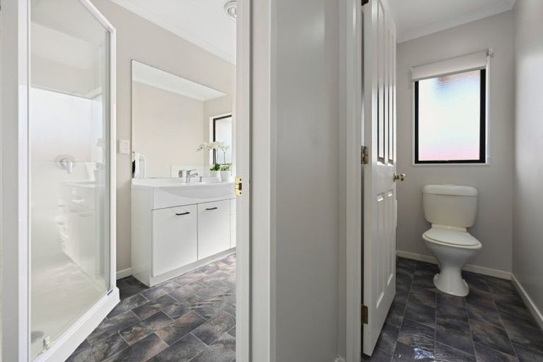 Photo of property in 7 Westview Place, Western Heights, Hamilton, 3200
