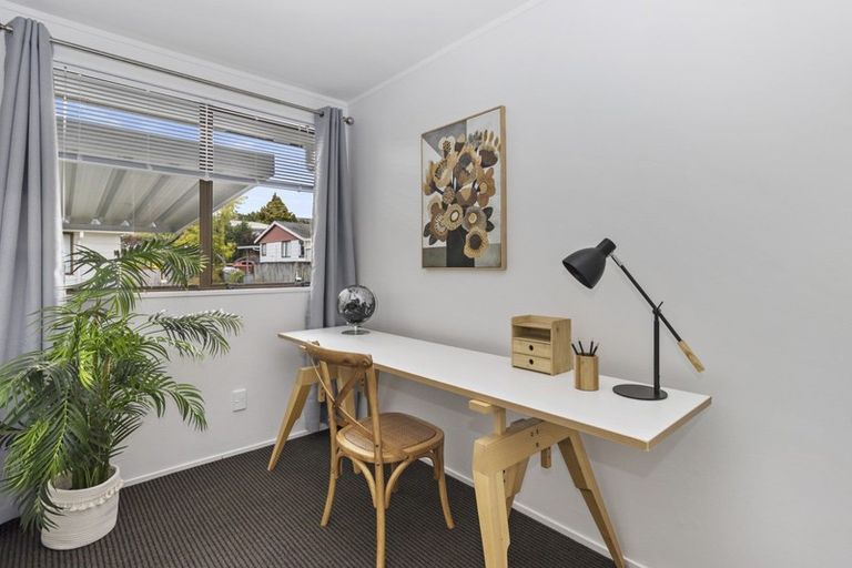 Photo of property in 100f Tawa Street, Melville, Hamilton, 3206