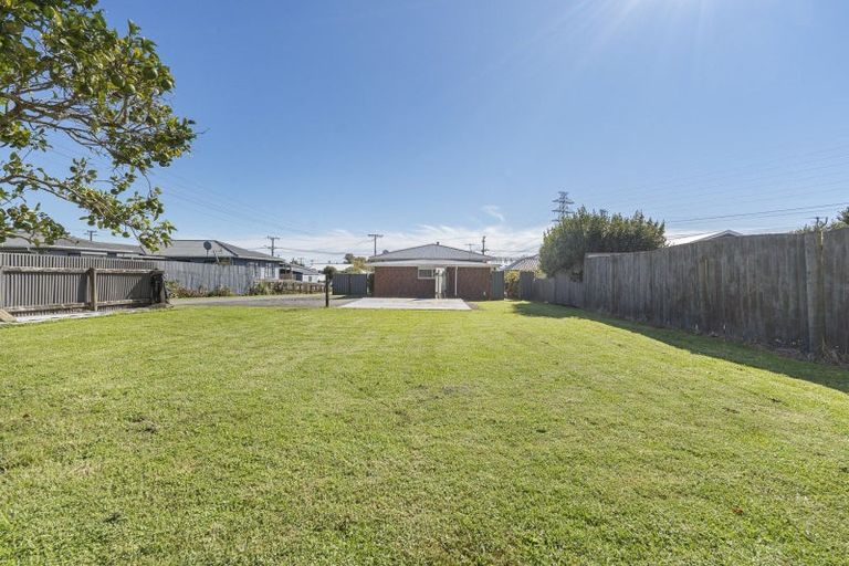 Photo of property in 12 Saxton Road, Upper Vogeltown, New Plymouth, 4310