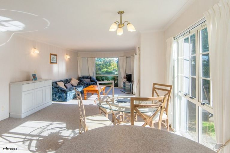 Photo of property in 35 Palm Beach Boulevard, Papamoa Beach, Papamoa, 3118