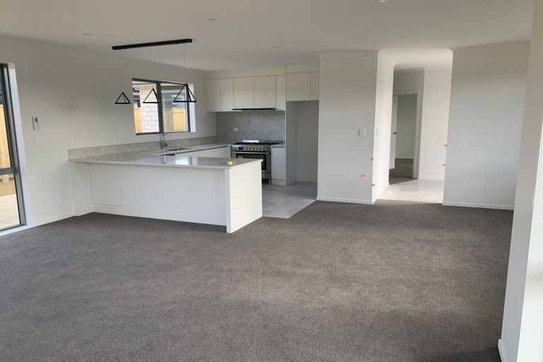 Photo of property in 30 Ruru Street, Cambridge, 3434