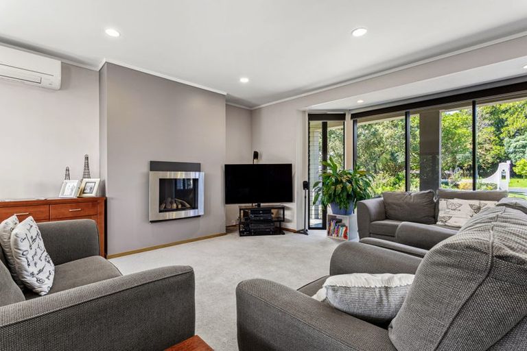 Photo of property in 105 Muir Avenue, Mangere Bridge, Auckland, 2022