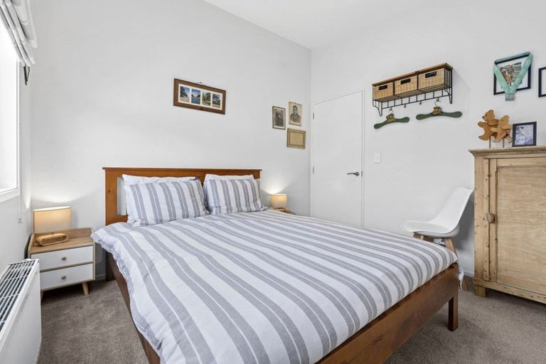 Photo of property in 185 Burdon Loop, Lake Hawea, 9382