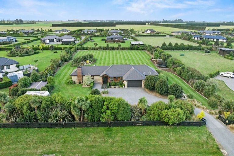 Photo of property in 22 Landsborough Drive, Darfield, 7571