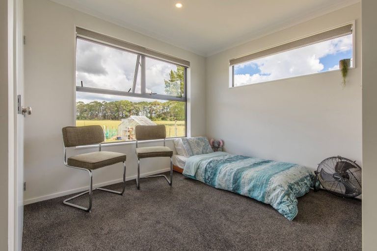 Photo of property in 21 Blundell Avenue, Waipukurau, 4200