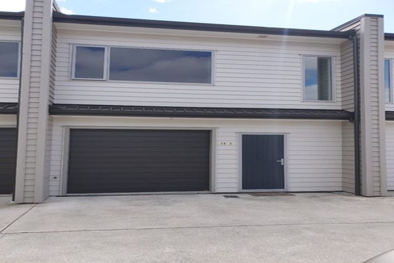 Photo of property in 19u7 Collins Avenue, Tawa, Wellington, 5028