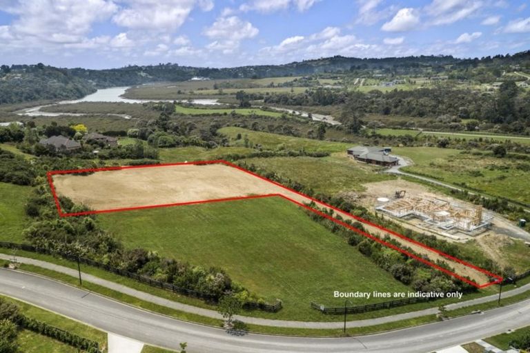 Photo of property in 7 Te Awa Place, Red Beach, 0932