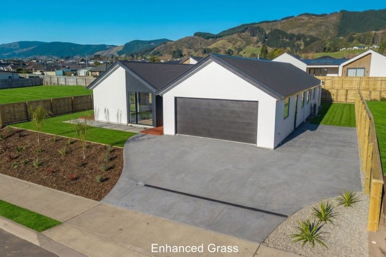 Photo of property in 21 Greenway Crescent, Hope, Richmond, 7020