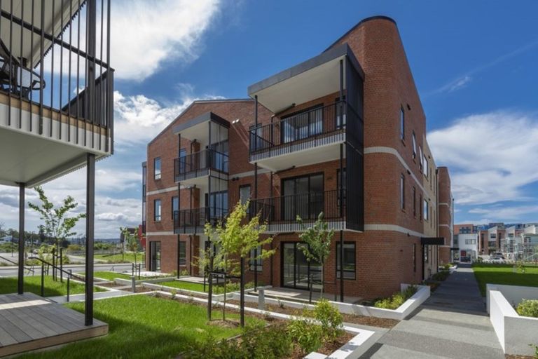 Photo of property in 101/77 Hobsonville Point Road, Hobsonville, Auckland, 0616