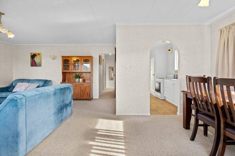Photo of property in 9b Third Avenue, Avenues, Whangarei, 0110