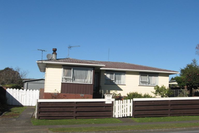 Photo of property in 152 Mahia Road, Wattle Downs, Auckland, 2103