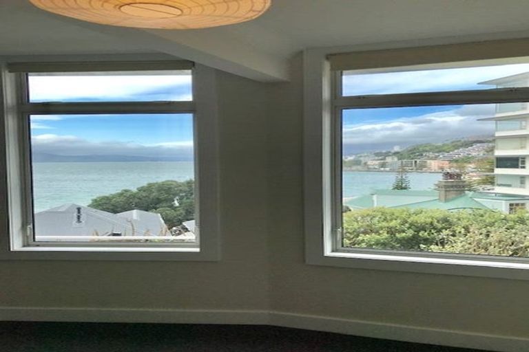 Photo of property in 7 Oriental Terrace, Oriental Bay, Wellington, 6011