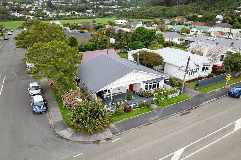 Photo of property in 9 Marshall Street, Karori, Wellington, 6012