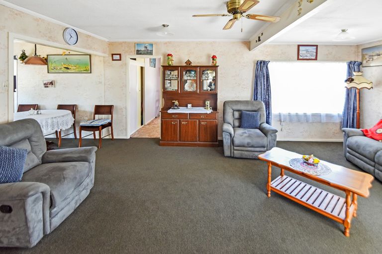 Photo of property in 30 Tasman Road, Twizel, 7901