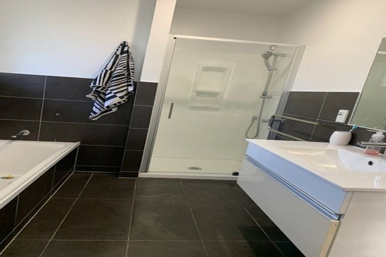 Photo of property in 27 Infidel Place, Torbay, Auckland, 0630