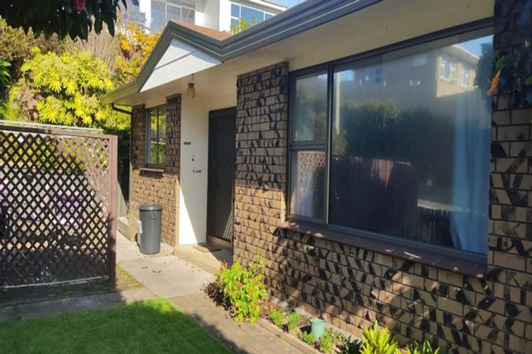 Photo of property in 2/230 Ngatai Road, Otumoetai, Tauranga, 3110