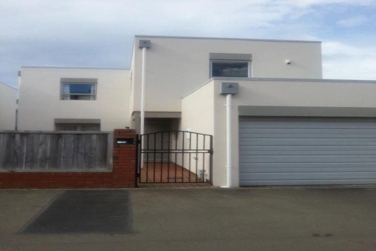 Photo of property in 18/36u Dee Street, Island Bay, Wellington, 6023