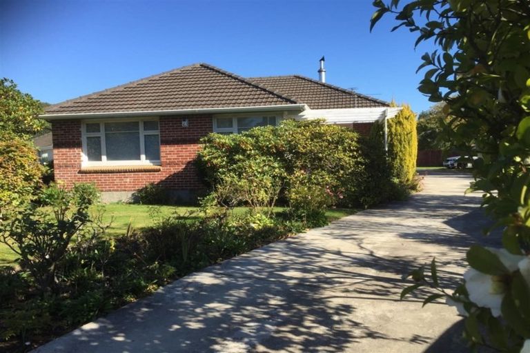 Photo of property in 12 Kyeburn Place, Avonhead, Christchurch, 8042