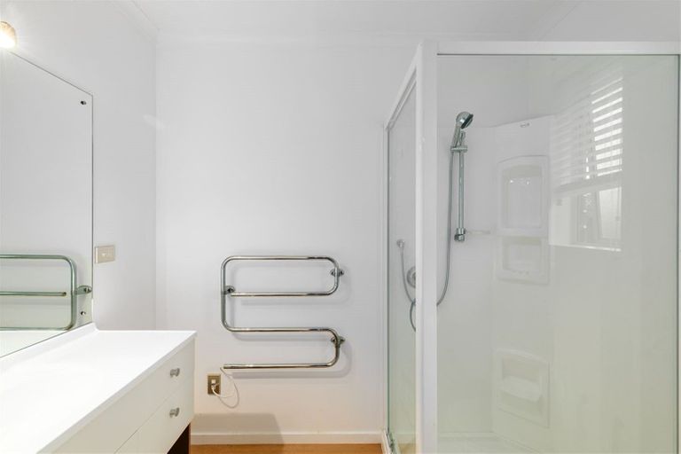 Photo of property in 385a Harewood Road, Bishopdale, Christchurch, 8053