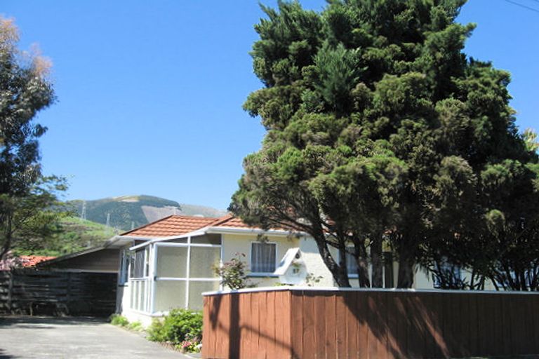 Photo of property in 17 Nikau Street, Stoke, Nelson, 7011