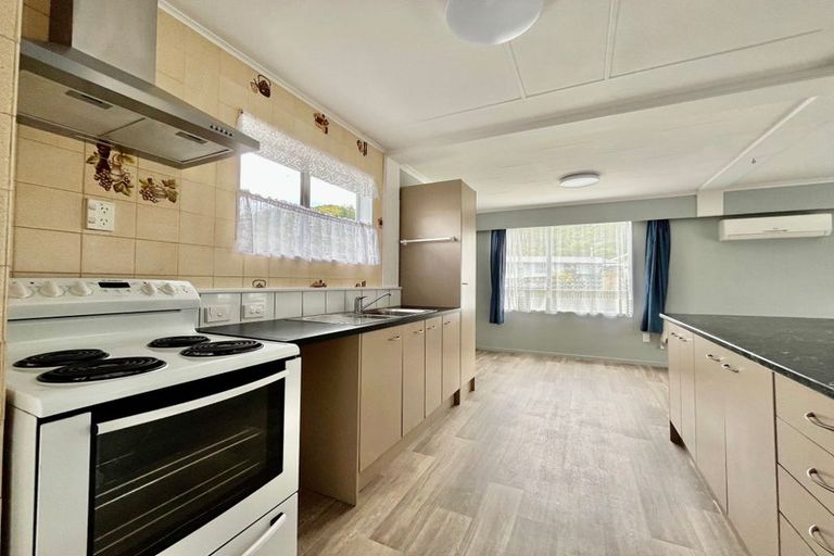 Photo of property in 11 Kendal Grove, Wainuiomata, Lower Hutt, 5014