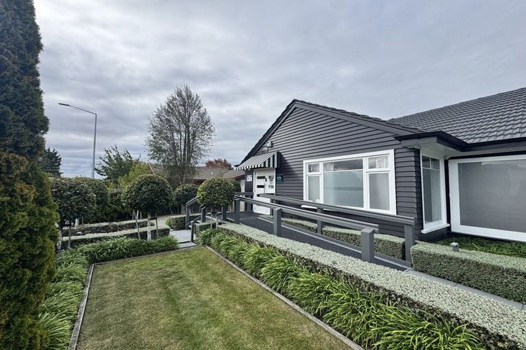 Photo of property in 1/270 Cranford Street, St Albans, Christchurch, 8052