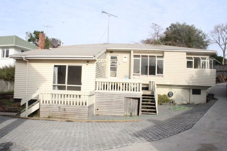 Photo of property in 46 Botany Road, Botany Downs, Auckland, 2010
