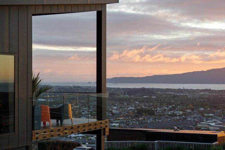 Photo of property in 8 Whio Place, Waikanae, 5036