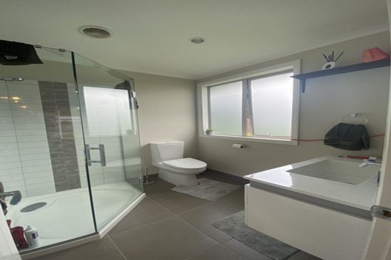 Photo of property in 96 Brougham Street, Westport, 7825