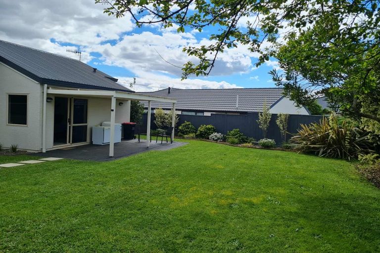 Photo of property in 28 Arataki Road, Havelock North, 4130