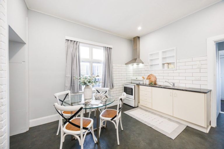 Photo of property in 194 Ferguson Street, West End, Palmerston North, 4412