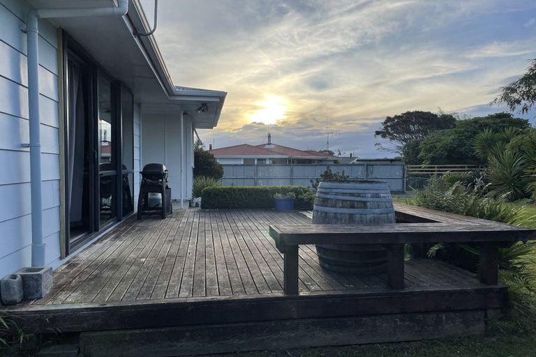 Photo of property in 10 Matata Place, Tokoroa, 3420